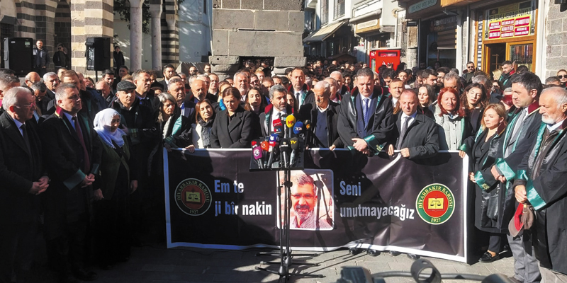 Tahir Elçi, ölümünün 8'nci yılında vurulduğu yerde anıldı