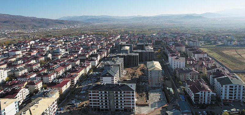 Bingöl'de TOKİ sözünü tutmadı, konut teslimi yine ertelendi