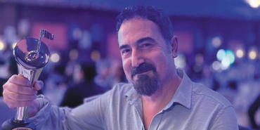 Mikail Aslan'a "Ahmet Kaya Onur Ödülü" verildi
