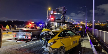 15-temmuz-sehitler-koprusunde-10-aracin-karistigi-3-kaza-3-yarali_3942_dhaphoto3