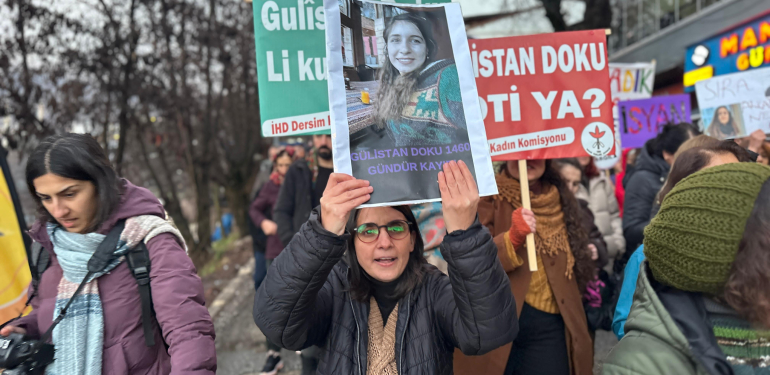 GÜLİSTAN DOKU'NUN ABLASI AYGÜL DOKU