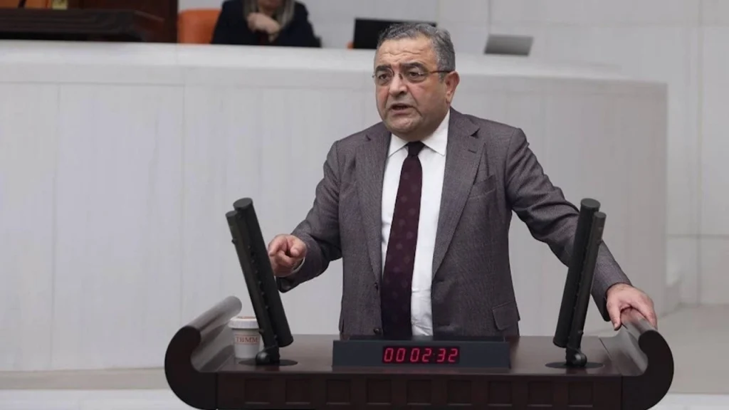 Sezgin Tanrıkulu: 