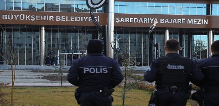 Seçim öncesi Van Büyükşehir Belediyesi taşınmazlarını satıyor