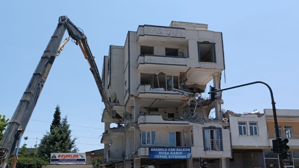 xAdıyaman Barosundan zaman aşımı uyarısı; Dava açmayanlar acele etsin