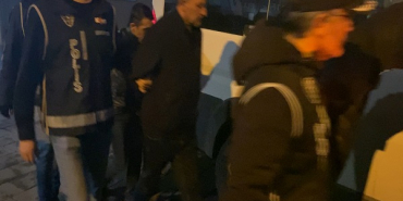 cesmede-kara-para-aklama-operasyonunun-2nci-ayaginda-6-gozalti_8968_dhaphoto3