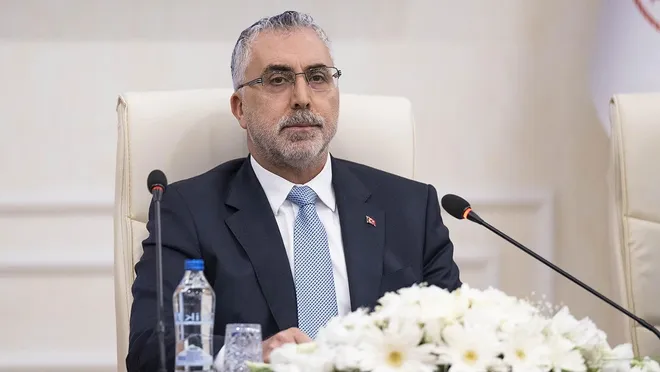 Bakan Vedat Işıkhan'dan çalışma saati açıklaması: Dikkate almayın