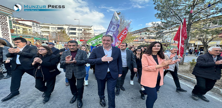 Tuncer Bakırhan: Tunceli Belediyesi Tabelasını Söküp Dersim Belediyesi Yazdıracağız