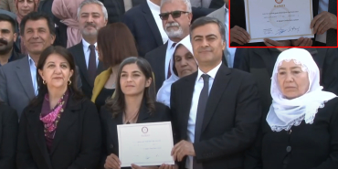 Van Büyükşehir Eşbaşkanı Abdullah Zeydan mazbatasını aldı