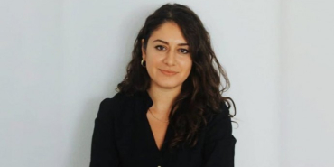 690x390cc-izm-30-04-2024-top-sozculer-kurulu-uyesi-gozen-gozaltina-alindi-2