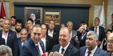 KILIS-BELEDIYESINDE-DEVIR-TESLIM-YAPILD_35000