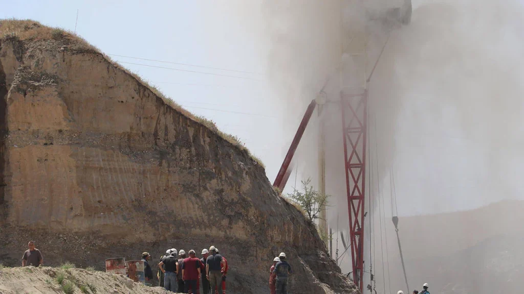 Sondaj çalışması sırasında sülfür gazı patladı