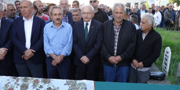Kılıçdaroğlu, Trabzon'da cenaze törenine katıldı