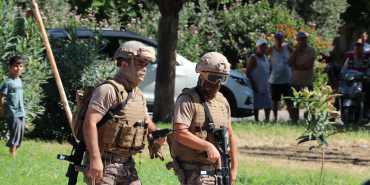 Kız arkadaşını evinde bulamayınca polise direndi, tabanca i