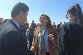 afyonda-plastik-sandalye-krizi-chpli-belediye-baskani-oturmayi-reddetti