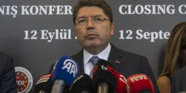 bilip-de-soylemememiz-gerekenler-var-demisti-bakan-tunc-tan-ensarioglu-aciklamasi