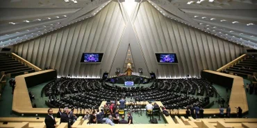 iran-meclisi-lubnan-gundemiyle-acil-toplandi