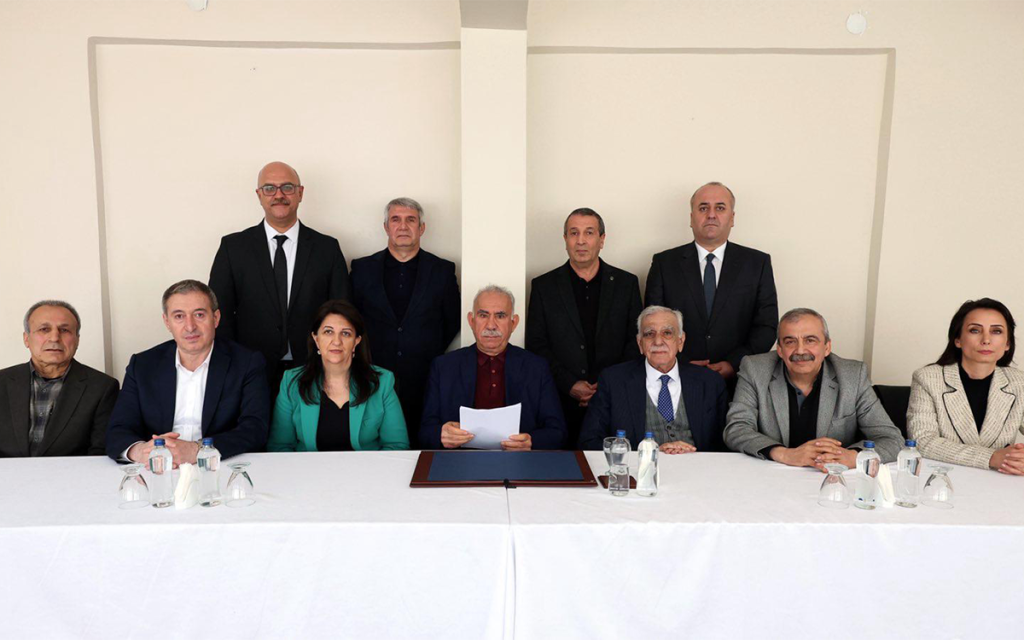 Öcalan'ın çağrısı üniversitede sınav sorusu oldu