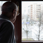 Yalnız Yaşayan Yaşlı