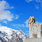 Dersim'de mezar-tasi